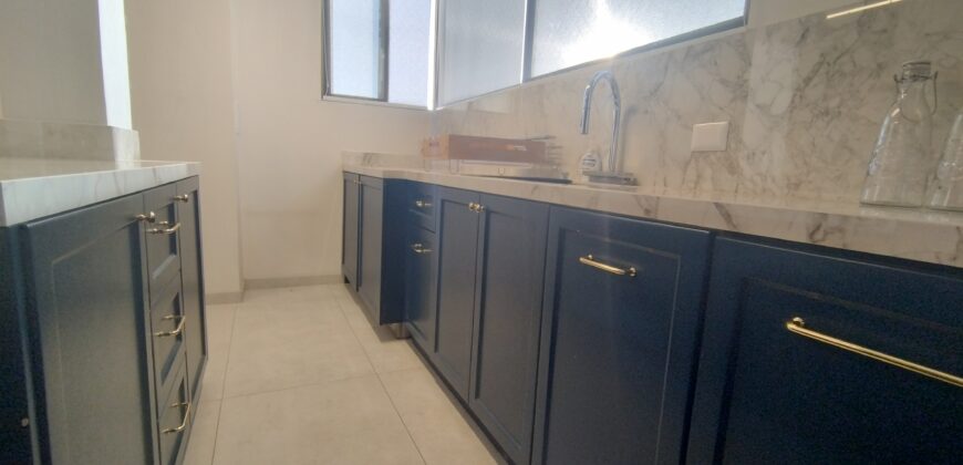 Se Arrienda departamento remodelado 3 DORM + 3 BAÑOS +2 E/B – La Dehesa