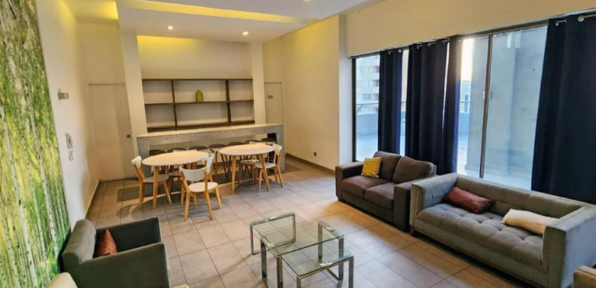 Arriendo departamento amoblado 1 dormitorio – metro Ecuador