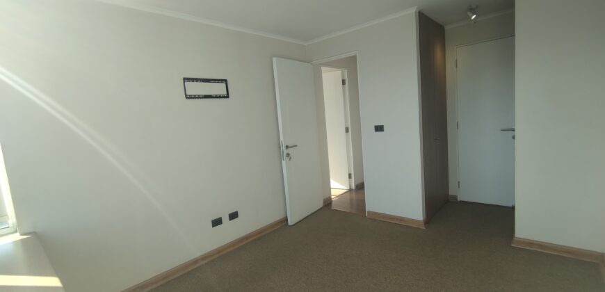 SE ARRIENDA DPTO 3 DORM + 2 BAÑOS +E/B – METRO LO VIAL