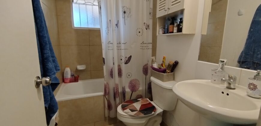 Se vende Casa 3D2B2E – Estancia Liray