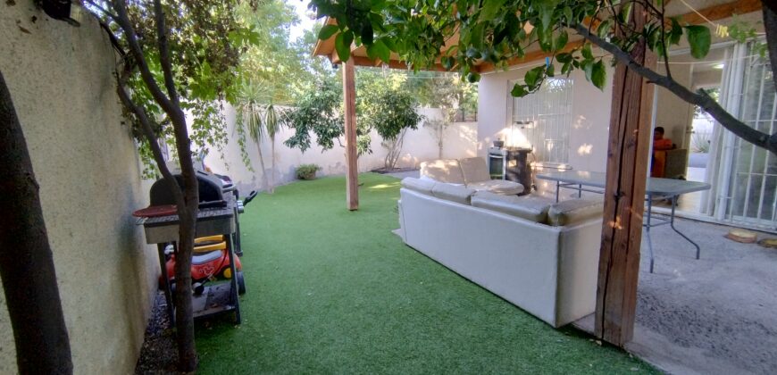 Se vende Casa 3D2B2E – Estancia Liray