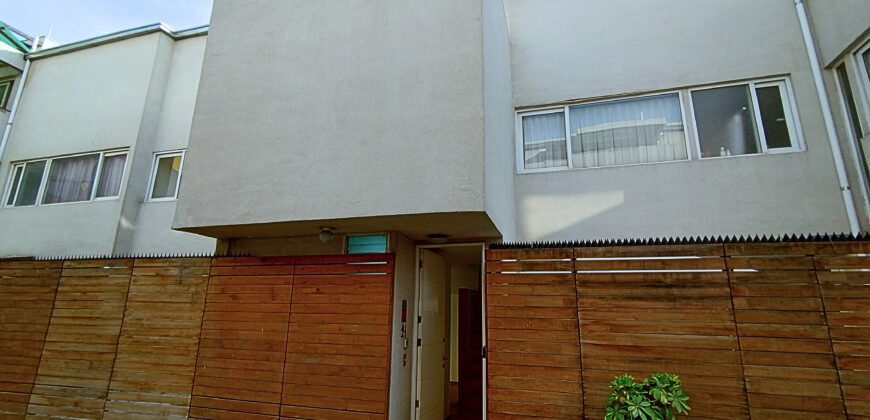 SE ARRIENDA TOWNHOUSE 3D3B2E1B – BARRIO YUNGAY