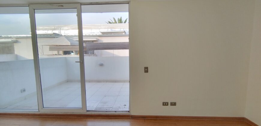 SE ARRIENDA TOWNHOUSE 3D3B2E1B – BARRIO YUNGAY