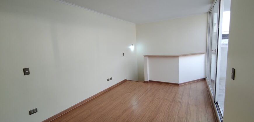 SE ARRIENDA TOWNHOUSE 3D3B2E1B – BARRIO YUNGAY
