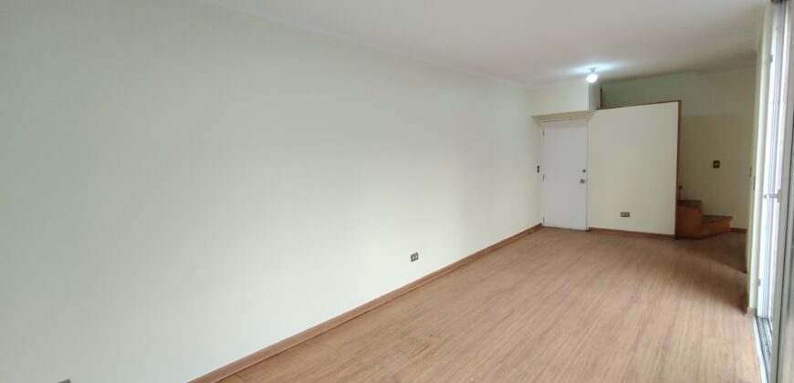 SE ARRIENDA TOWNHOUSE 3D3B2E1B – BARRIO YUNGAY
