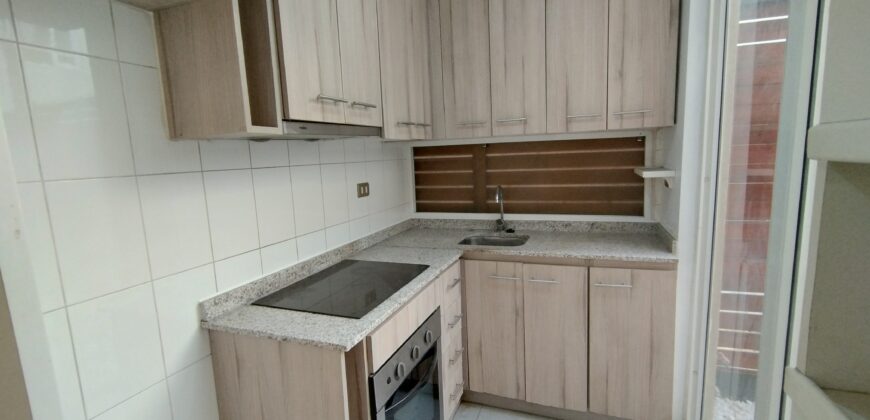 SE ARRIENDA TOWNHOUSE 3D3B2E1B – BARRIO YUNGAY