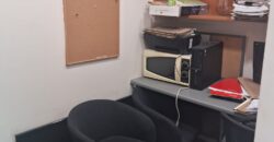 SE VENDE OFICINA AMOBLADA/ METRO MANUEL MONTT