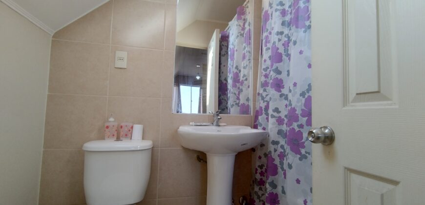 Se Vende Casa 3 Pisos 5d4b+ 3e – Quilicura / Alto De Lo Marcoleta